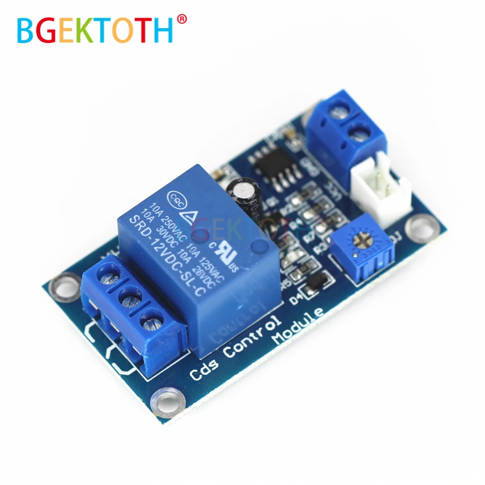 XH-M131 DC 5V / 12V переключатель управления освещением реле фоторезистора модуль
