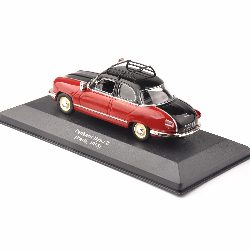 Модель красного такси под давлением IXO 1/43 Panhard Dyna Z (Париж 1953) коллекционная