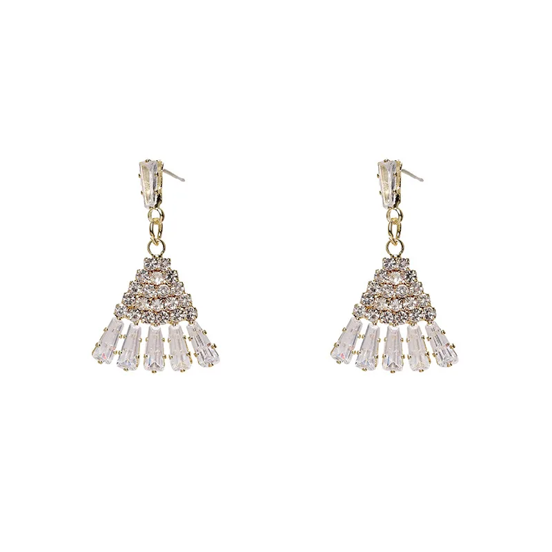 

Fashion Zircon Crystal Fan-shaped Earrings for Women Simple Wild Wholesale Drop Earrings Statement Brincos Geometric Jewelry