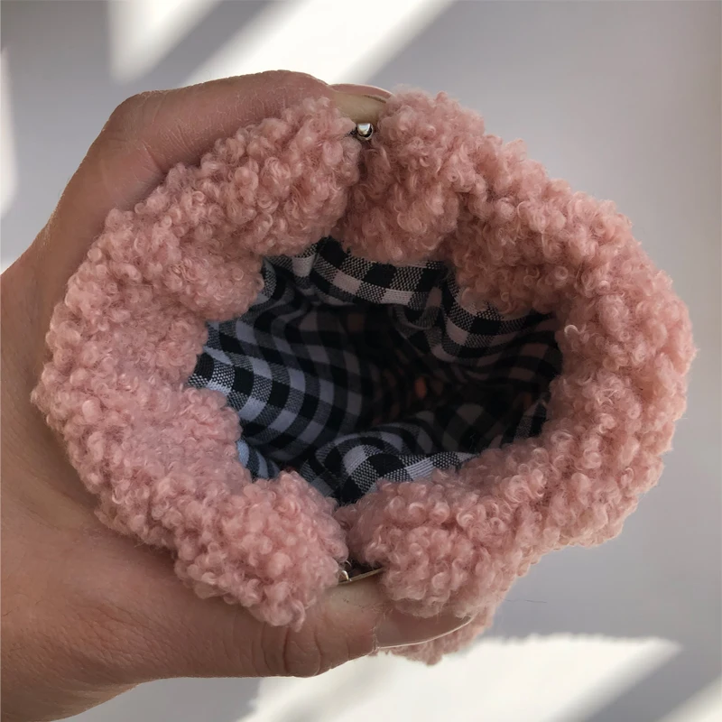 

Coin Purses Plush Women Solid Kawaii Ins Pouch Simple Storage Mini Wallet Fluffy Soft Winter Bags Card Key Multi-function Retro