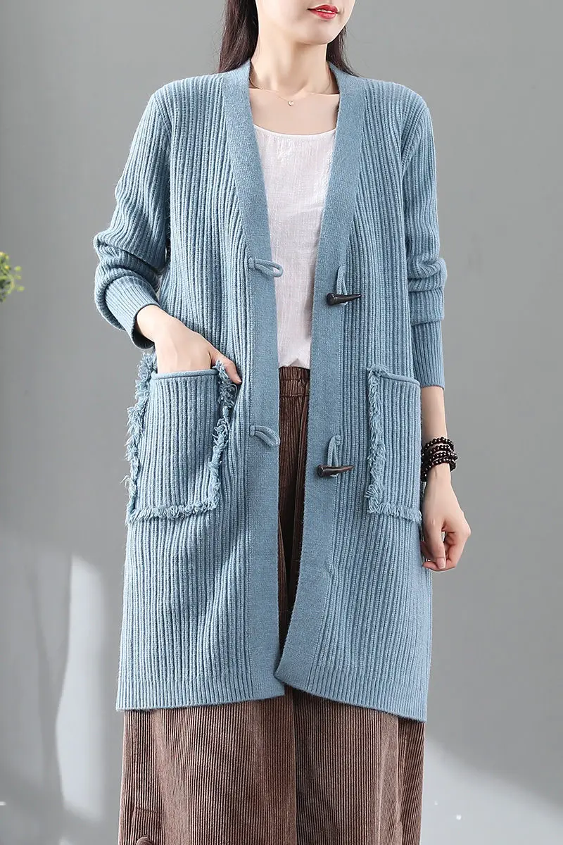 

Literature and Art Retro Horn Button Knitted Cardigan Women's Mid-length Fashion Sweater Autumn Winter Casual Cloak Jacket y178