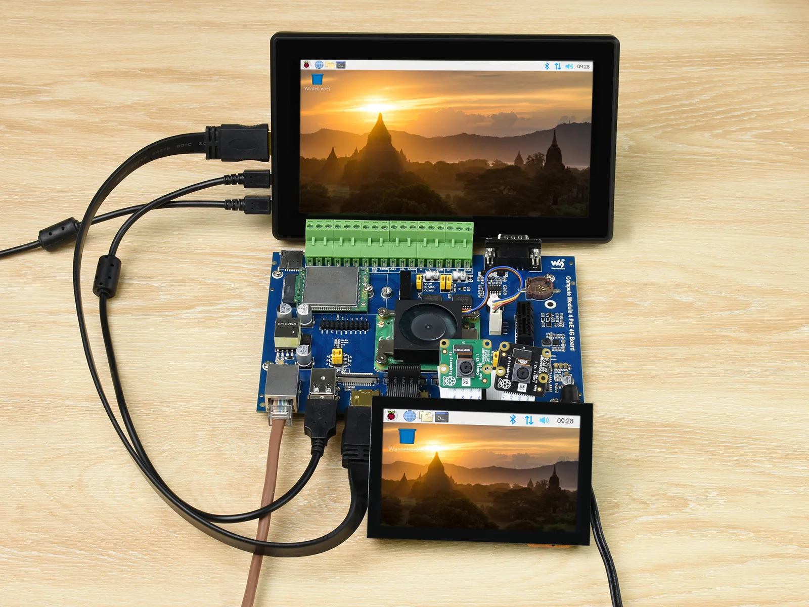 

Compute Module 4 PoE 4G Board,Industrial IoT Base Board, Global 5G/4G/3G/2G Cellular Network Support,Industrial Control