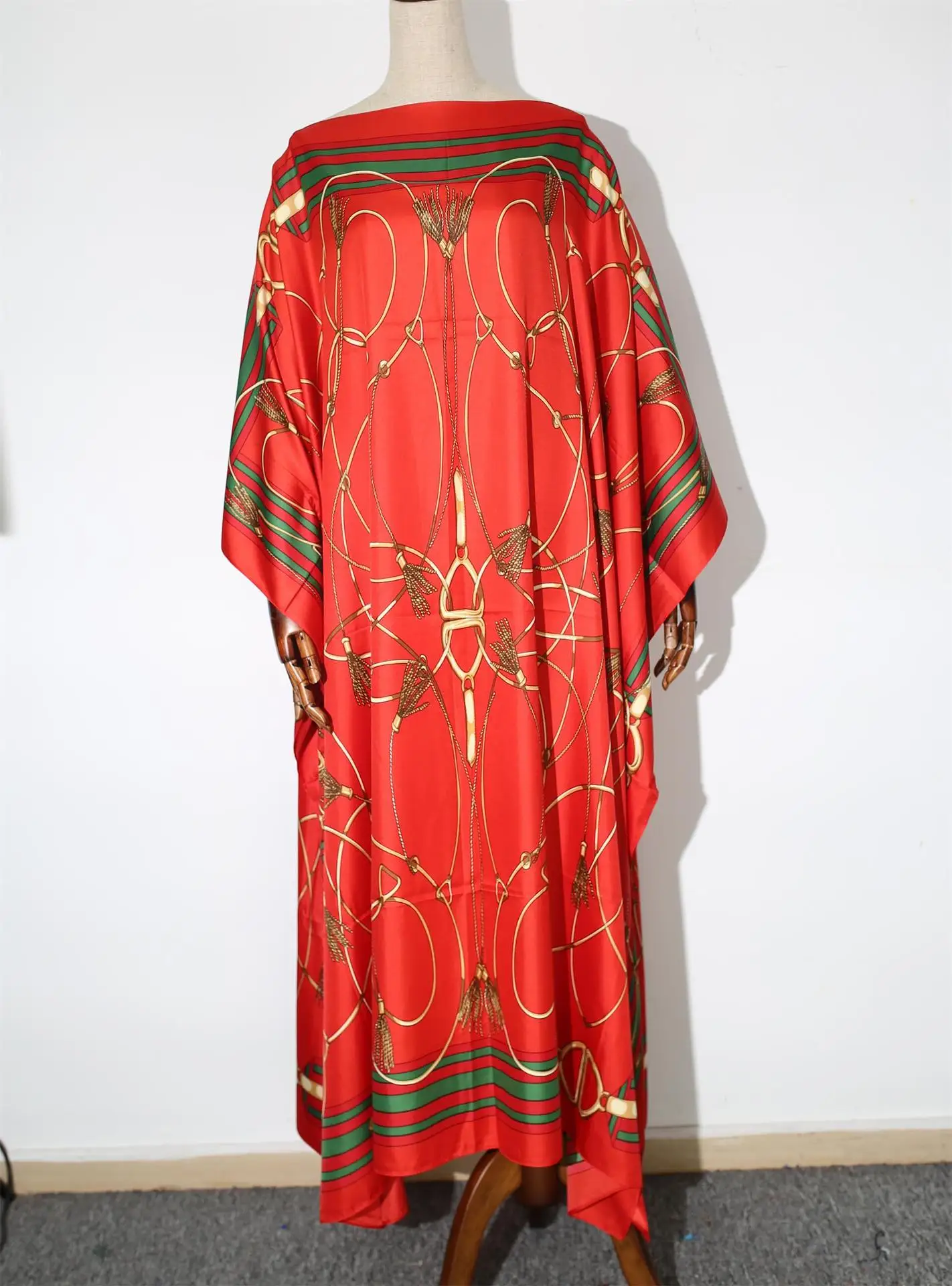 Африканские платья для женщин 2020 Популярные атласные шелковые летние женские в