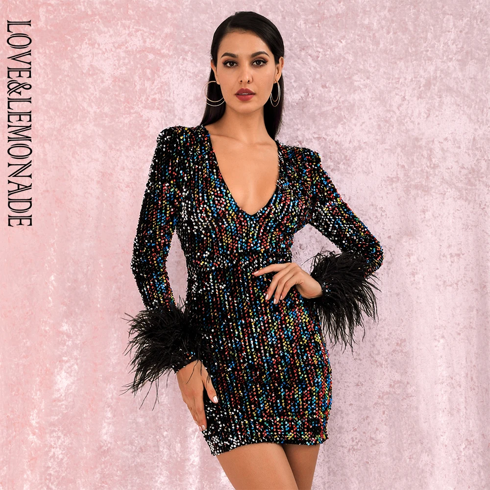 Женское мини платье с длинным рукавом LOVE & LEMONADE эластичное глубоким V образным