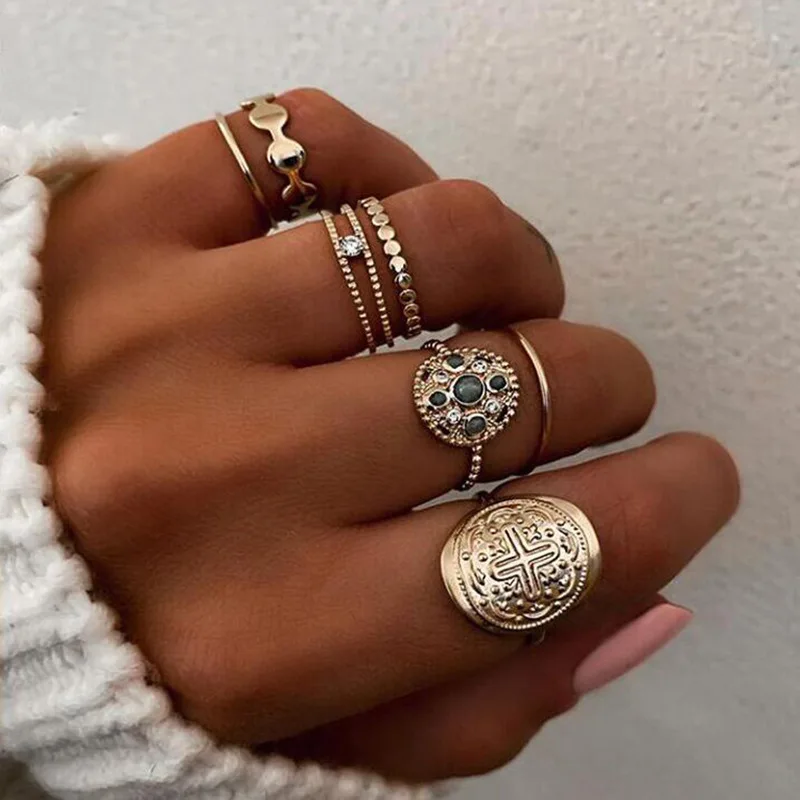 

7 Pcs/Set Vintage Boho Pattern Totem Zircon Joint Ring Combination Set For Women Party Jewelry Ring Set Ethnic Style Christmas