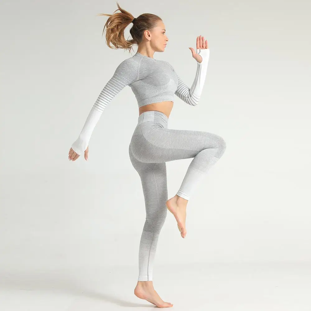 Женский бесшовный спортивный костюм Омбре комплект из 2 предметов укороченный