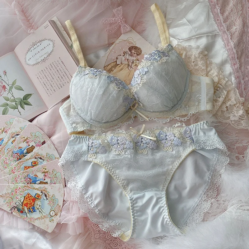 Japanese Cute Sweet Push Up Bras For Women Plus Size Underwear Lingerie Intimates Embroidery Floral Flower Comfort Bra Bralette