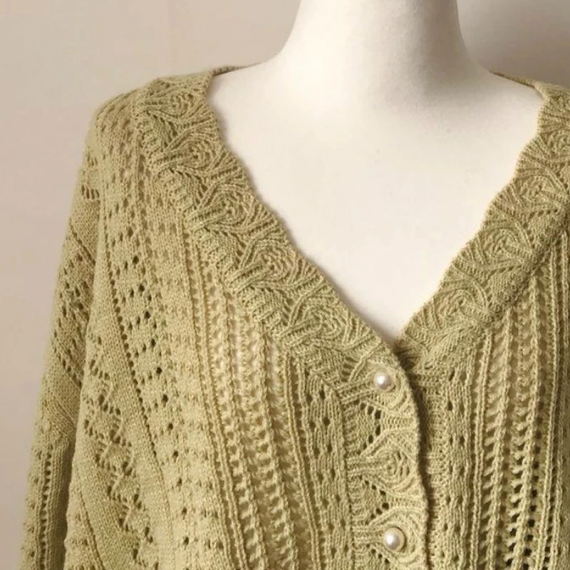 

Cropped Cardigan Women Spring Chic Hollow Out Elegant V-Neck Korean Vintage Femme Jumper White Sweet Girls Pearls Lady Knitwear