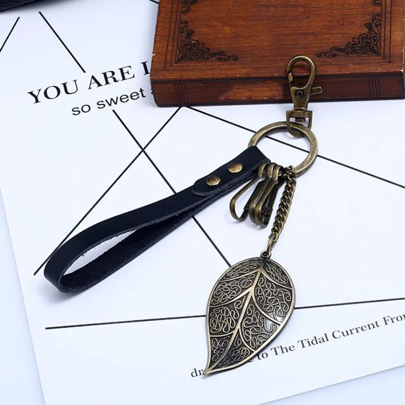 Кулон в виде листа для ключей кожаный брелок чехол держатель с кольцом мужских