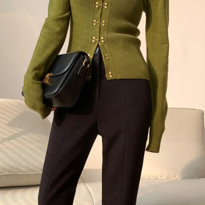 

DEAT 2021 New Spring And Summer Fashion Temperament Slim V-neck Button T-shirt Cardigan Long Sleeve Sexy Top Women SH795