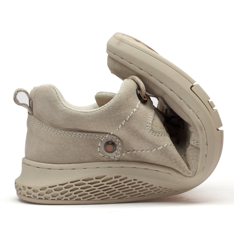 

2020 New Lightweight Men's Leather Sneakers, Outdoor Casual Shoes Men's Sneakers,Breathable and Comfortable Men's Shoes