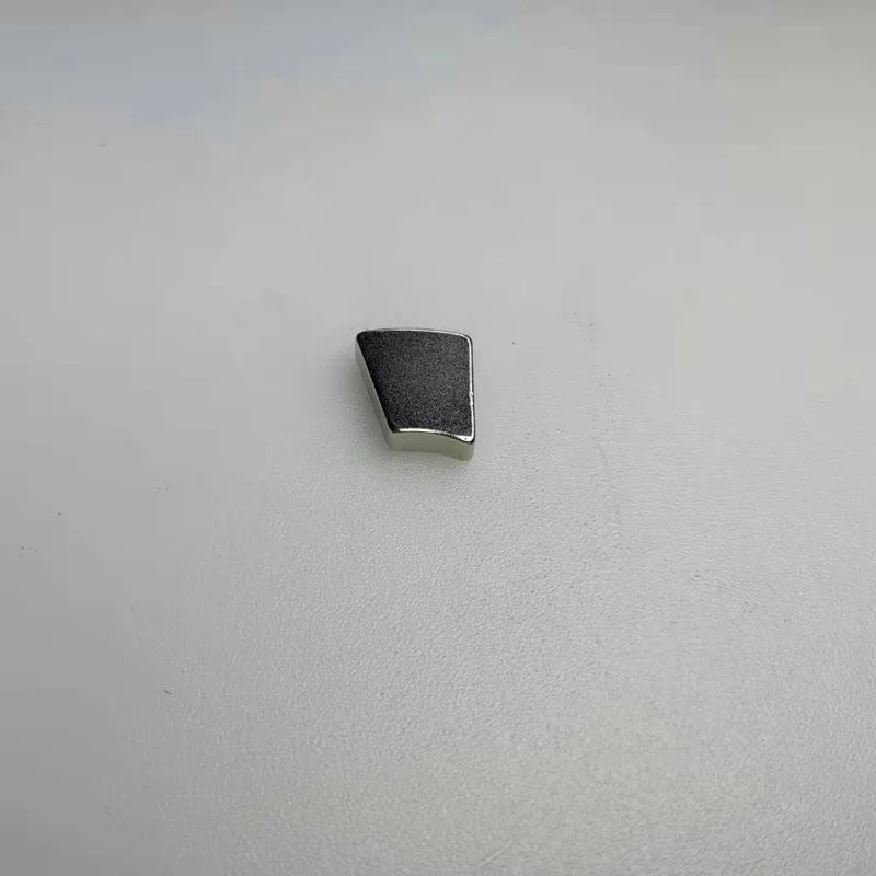 

WP00214-N48SH 10pcs/lot Block Rare Earth Neodymium Magnet,24.4*16.8*5mm,Irregular magnet,High temperature magnet