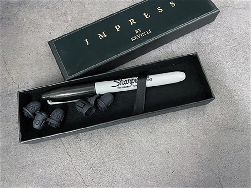 Волшебные трюки Impress By Kevin Li меняются на кожу исчезает закрывает улицу