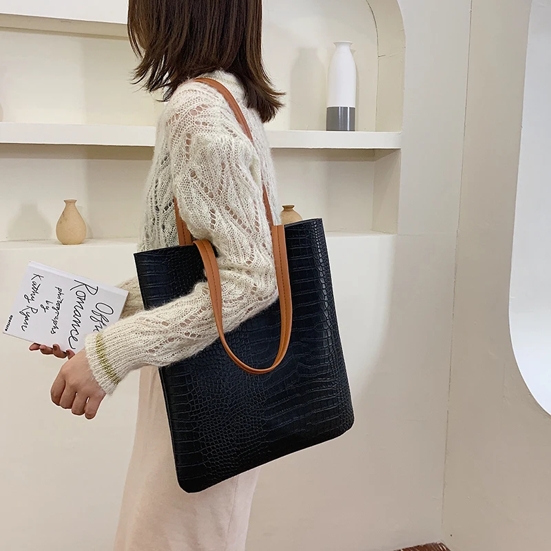 

Women's Leather Handbags Black Bucket Shoulder Bag Ladies Messenger Bag Large Capacity Ladies Shopping Bag Bolsa