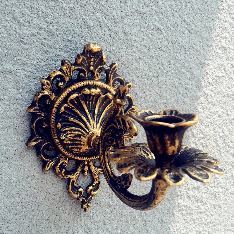 Metal Retro Candlestick Wind Lamp Courtyard Garden Court French Bougeoir Wall Decoration