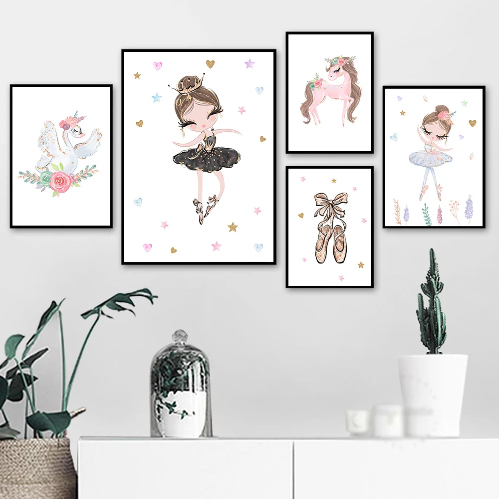 Постер с изображением девушки и птицы в скандинавском стиле Акварельная