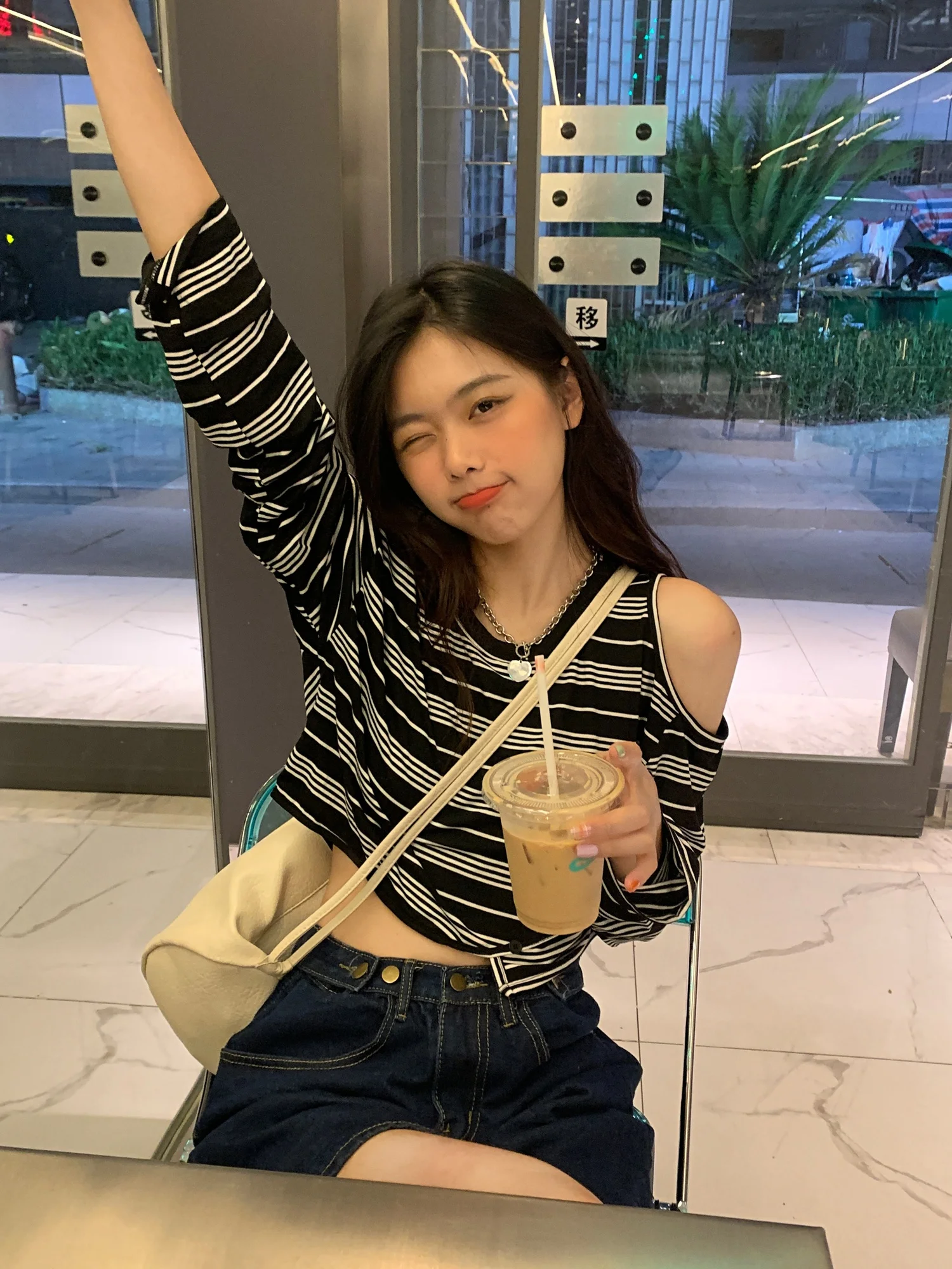 thumb