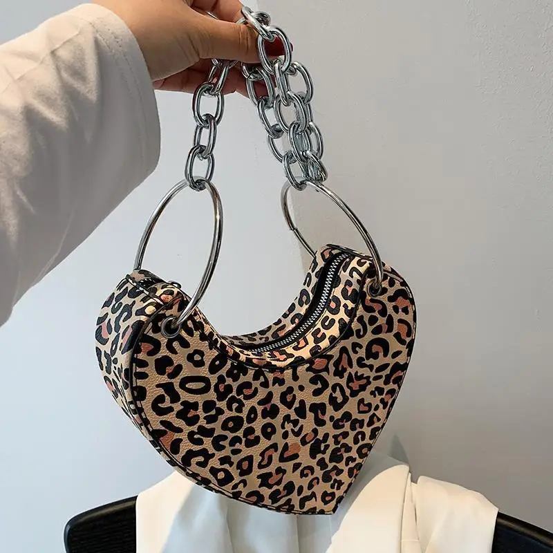 Женская сумка в форме сердца с леопардовым принтом толстая Сумочка на плечо