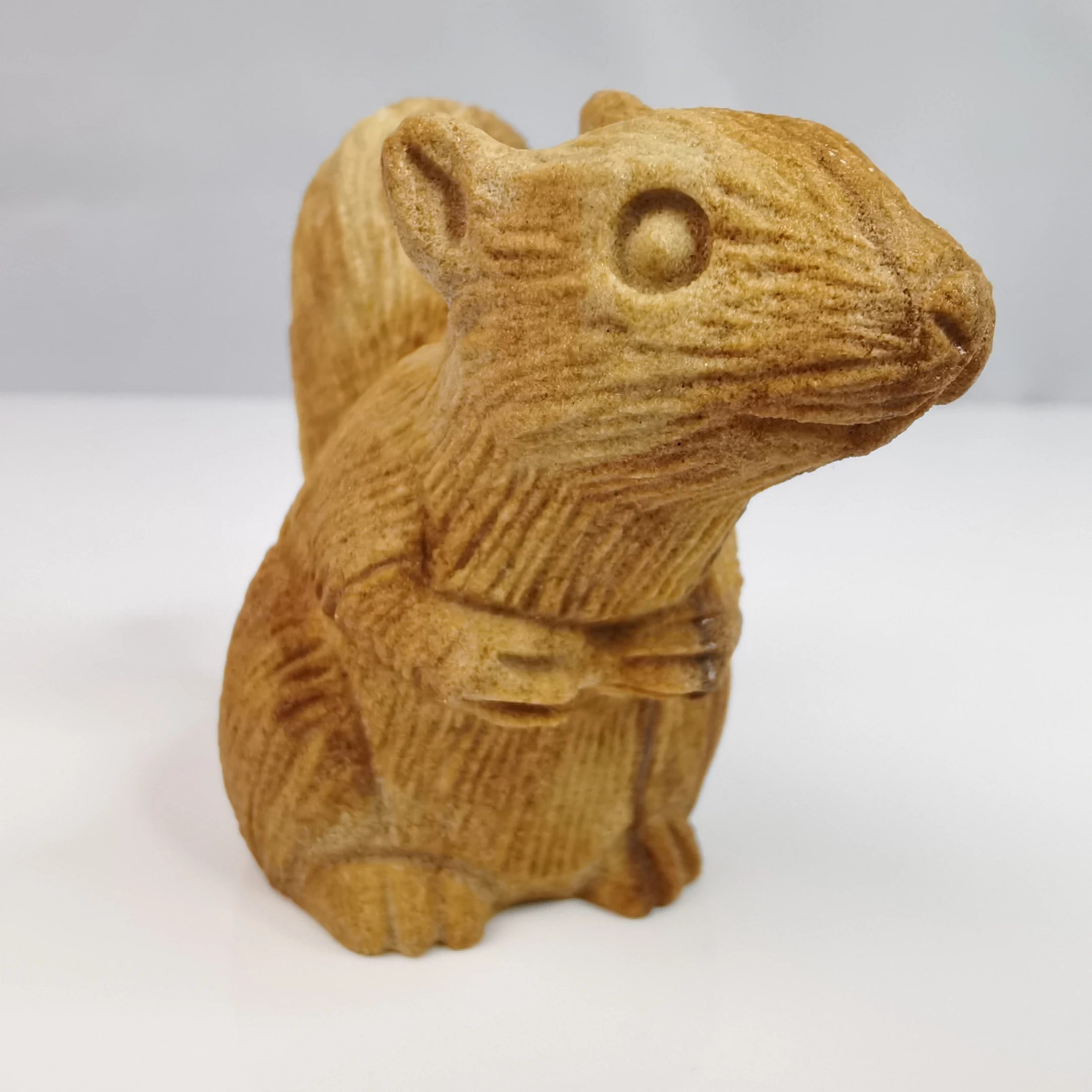 

Squirrel Natural Stone and Mineral Quartz Rock Crystal Healing Crafts Statue Ornaments Hand Carved Decorations Cure Gift