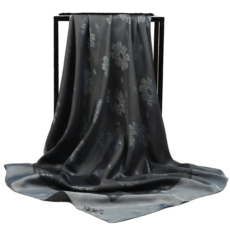 Платок женский квадратный однотонный из фуляра