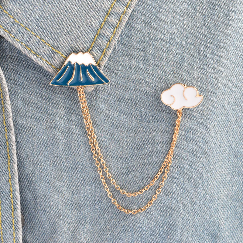 Брошь в форме цепи с излучением вулканического излучения броши облака Fuji заколки