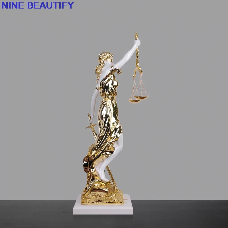 

2020 Ancient Greek Goddess Of Justice Themis Statue Resin Crafts Retro Home Decoration 1 pcs