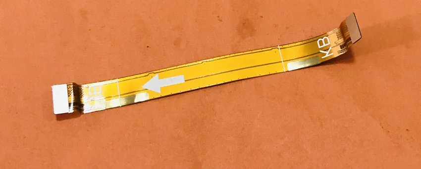 

Бывшая в употреблении оригинальная маленькая Плата USB для материнской платы FPC для Lenovo K5 Play L38011 Бесплатная доставка