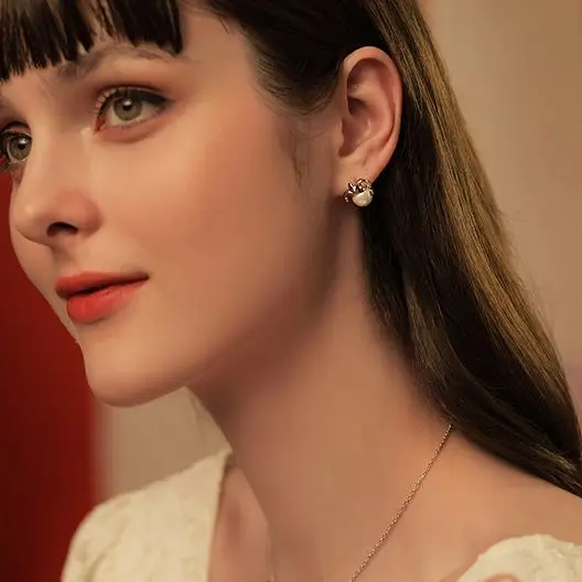 

Clown Hat Pearl Stud Earrings 925 Sterling Silver Exquisite Designer Earrings Fashion Jewelry Gift 2021 For Women