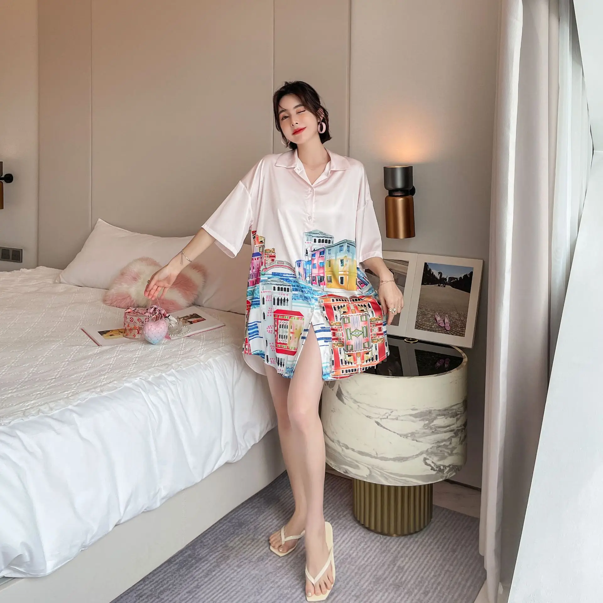 

Летняя Женская атласная шифоновая ночная рубашка Homedress, одежда для сна с принтом, рубашка с коротким рукавом, ночная рубашка, пикантная дома...