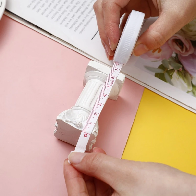 

Anime Jujutsu Kaisen Peripheral Portable Retractable Tape Measure Handmade Stationery