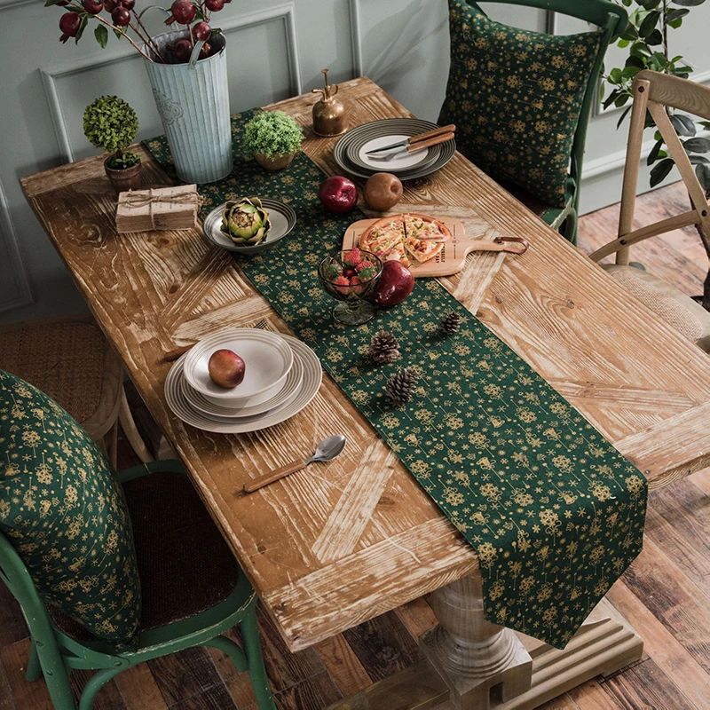 

Table Runner Snow Gilding Table Runners Christmas Decorations For Home Table Undefined Table Runners Modern Track On The Table
