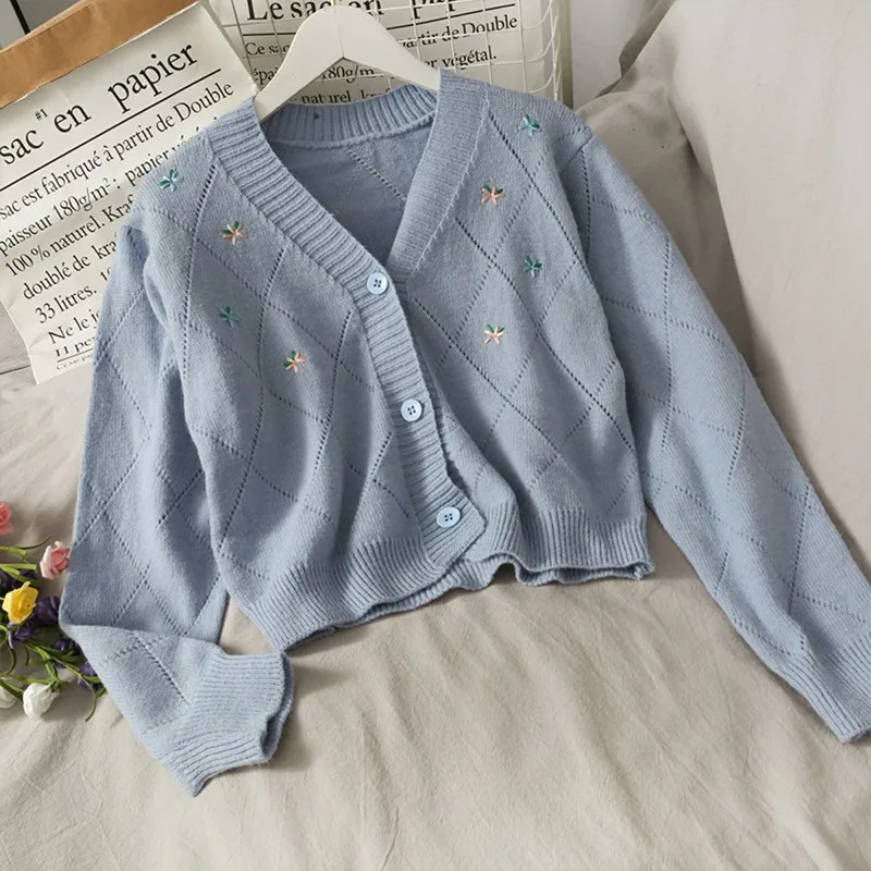 Женский трикотажный свитер с цветочной вышивкой свободный белый кардиган