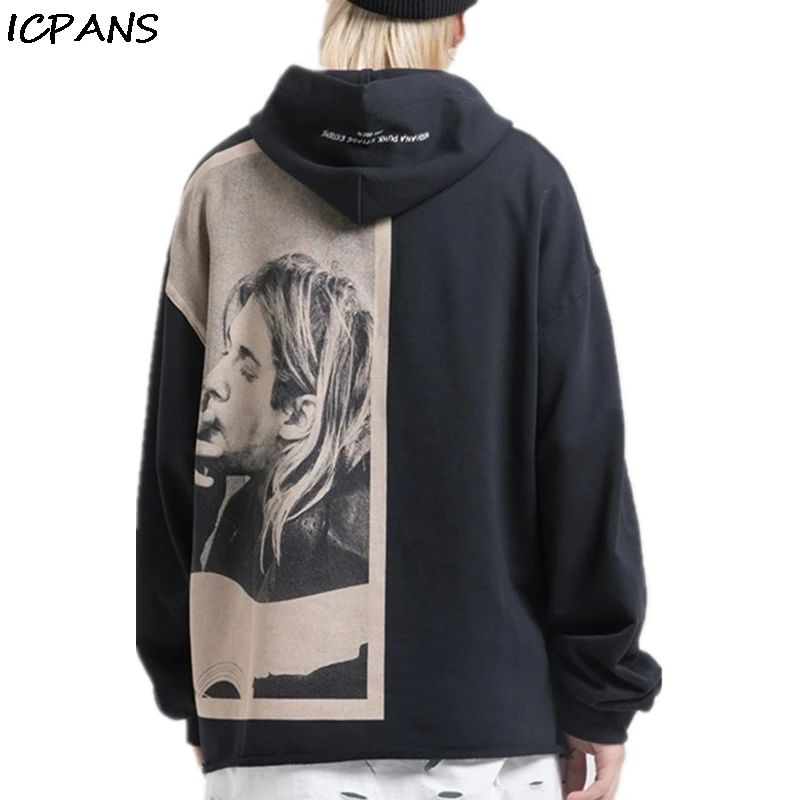 

Hoodies & Sweatshirts