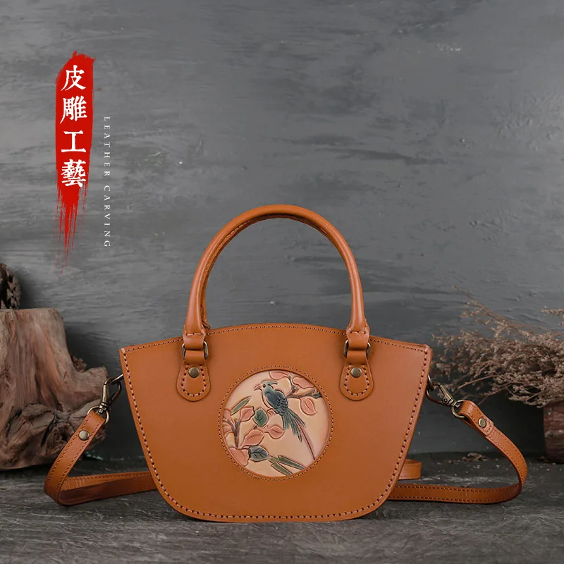 

Embossed Leather Carving Animals Retro Classic Large Capacity Handbag Women Leather Bag Versatile Fashion Simple Shoulder Bags