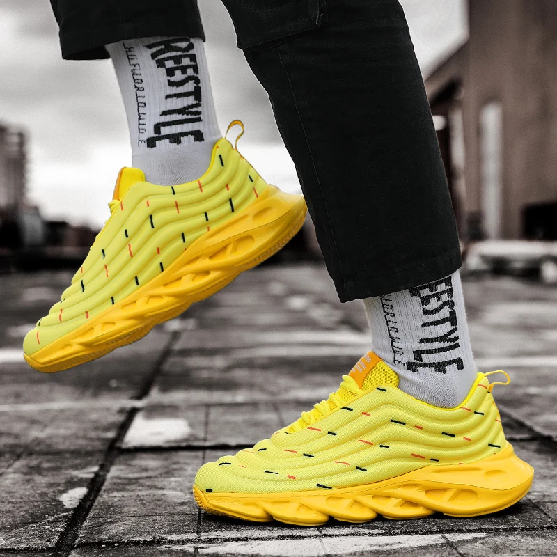 Эластичные мужские беговые кроссовки Flex амортизирующие с большой подошвой