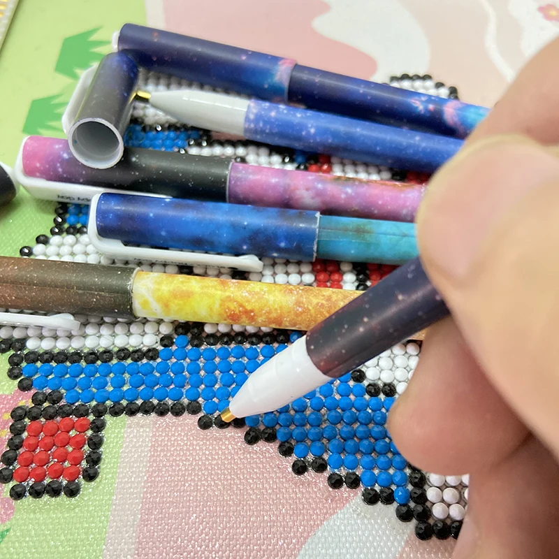 

Diamond Embroidery Accessories Crystal Pen 5D Starry Sky Design Diamond Painting Point Drill Pen DIY Tool Color Sent Randomly