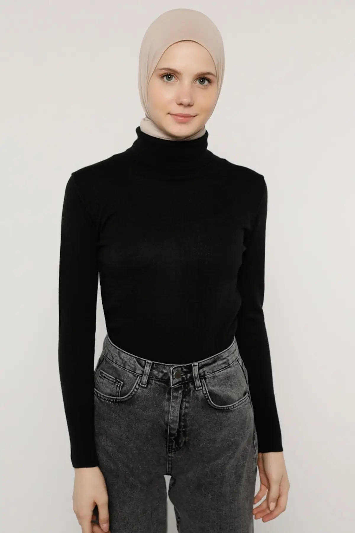

Black-throated Neck Sweater Women's Sweater Women Muslim Sweater