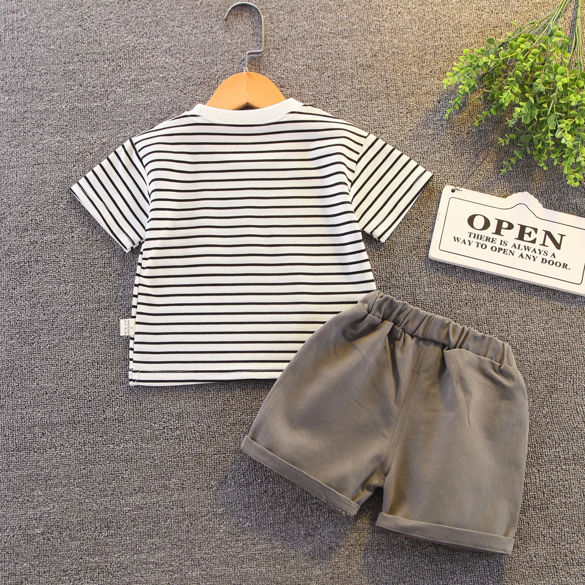 

Baby Boys Clothing Sets New Summer Kids Cartoon Striped O-Neck T-Shirt +Big Pocket Tooling Shorts Toddler Girls Cotton Clothing