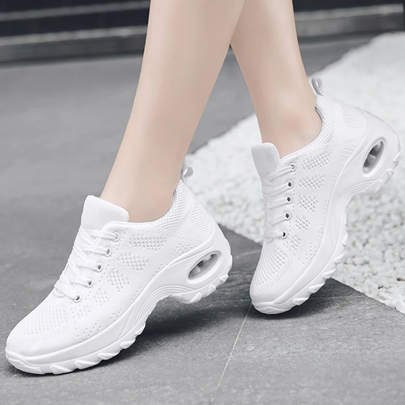 Женские кроссовки на плоской подошве удобные женские повседневные прогулочные