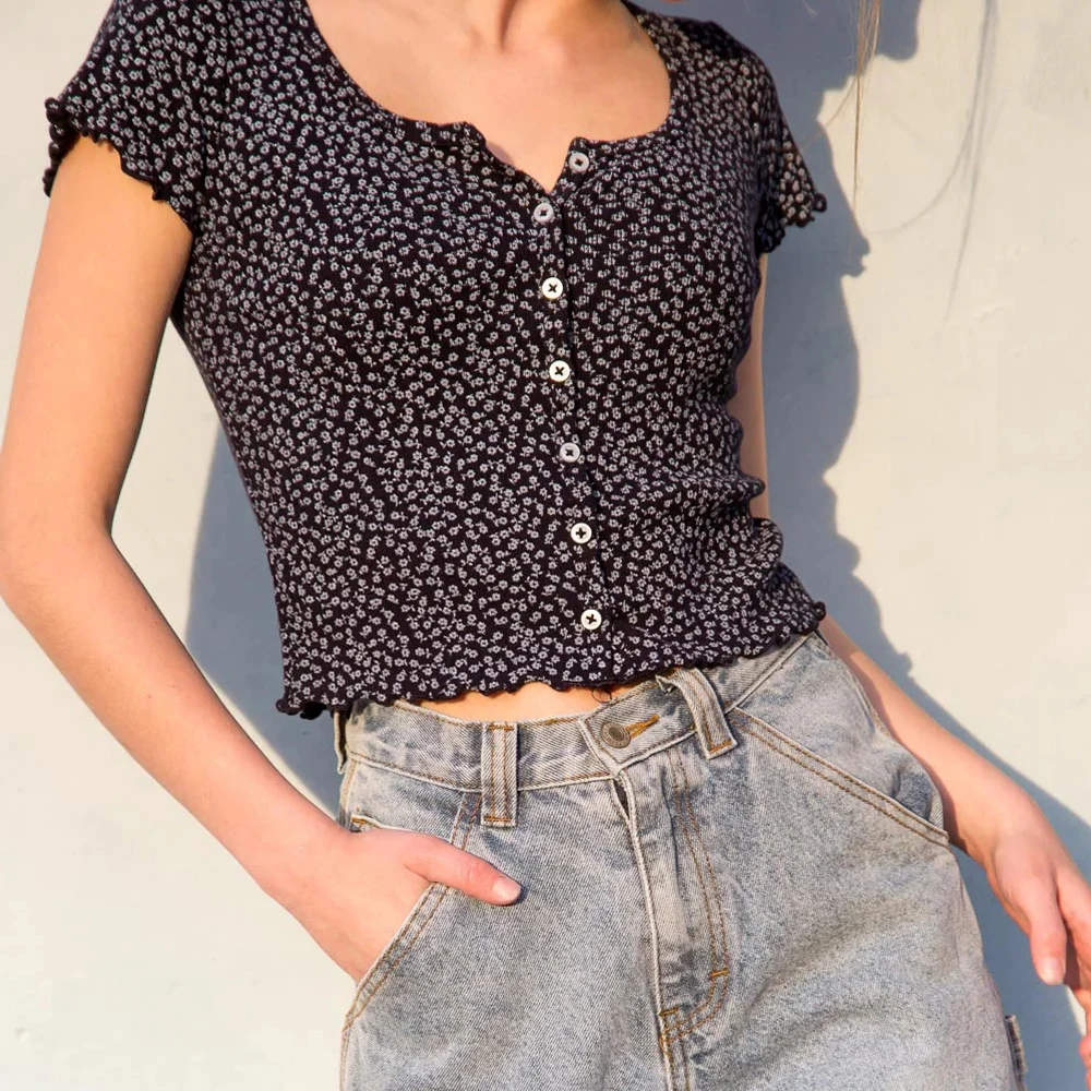 

2021 summer Women Buttons Cardigan Elegant Lace floral Blouses Mujer Short Sleeve top casual Slim Lady side collar Short shirt