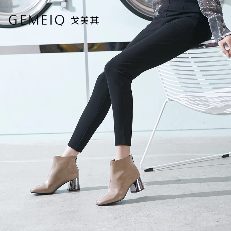 GEMEIQ 2019 Winter new product square head thick and short boots women warm plus velvet height elegant fashion women's shoes | Обувь