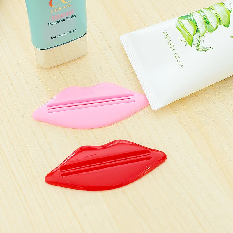 

2 Pcs Kiss Lip Toothpaste Squeezer Easy Press Tube Dispenser Gadget Facial Cleanser Press Rolling Holder Multifunctional Clips
