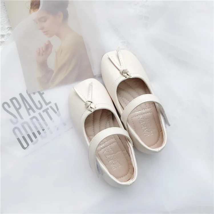 Soft bottom square head shoes for girls kids princess shoes spring and autumn Korean children bean shoes baby casual shoes
