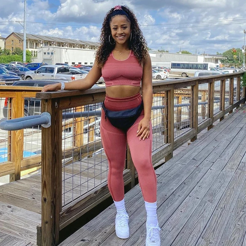 

Women Fitness 2 Set Ultra Strech Seamless Sports Suit Gym High Waist Pants And Shirts Yoga Fit