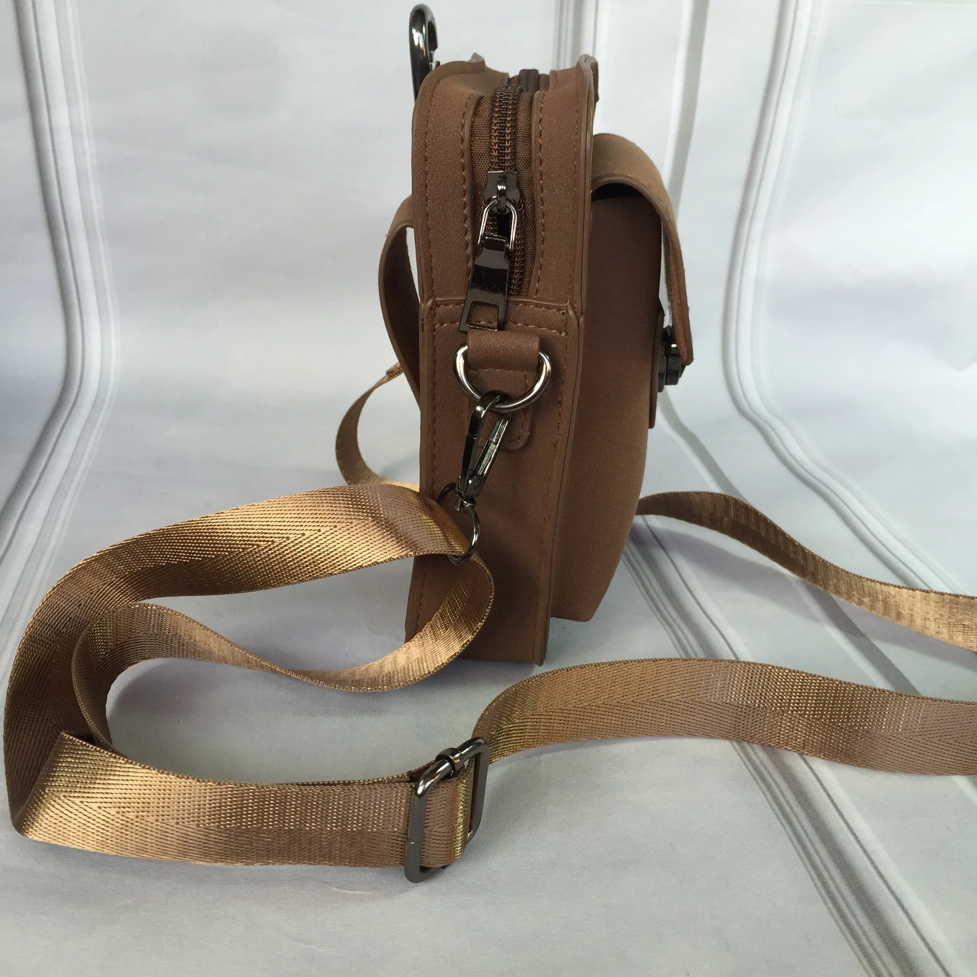 Универсальная мужская сумка-мессенджер с карманом для телефона сумка через