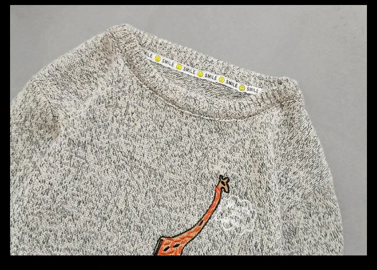 Una Reta Men Sweater New Autumn Winter Casual Cute Embroidery Pullover Men's Sweater Pull Homme Plus Size Loose Sweater Men