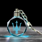 Креативный 3D стеклянный художественный стайлинг автомобилей цветные огни брелок для значка Maserati мужской кулон Деловой Подарок Авто аксессуары брелок