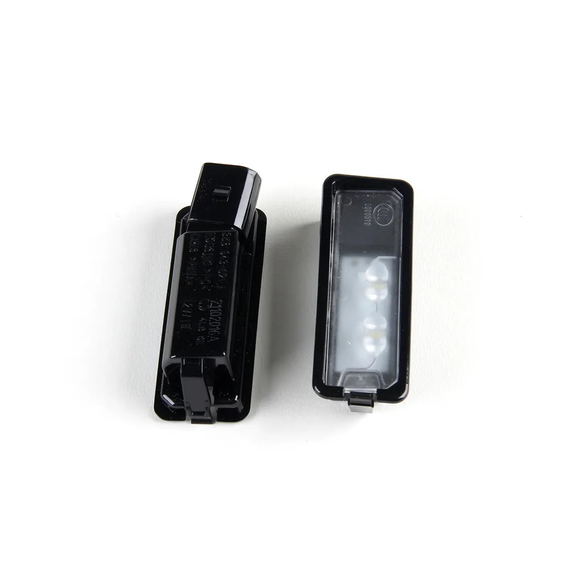 Оригинальный светодиодный светильник для номерного знака OEM 2 шт. подходящий E-Golf