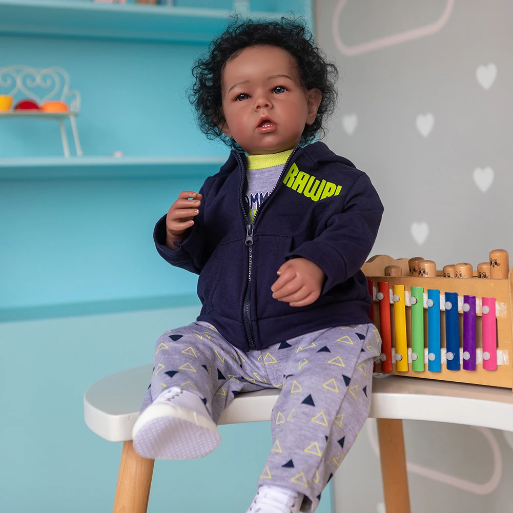 Кукла-младенец из черной кожи 50 см с чашкой молочной бутылочкой в комплекте