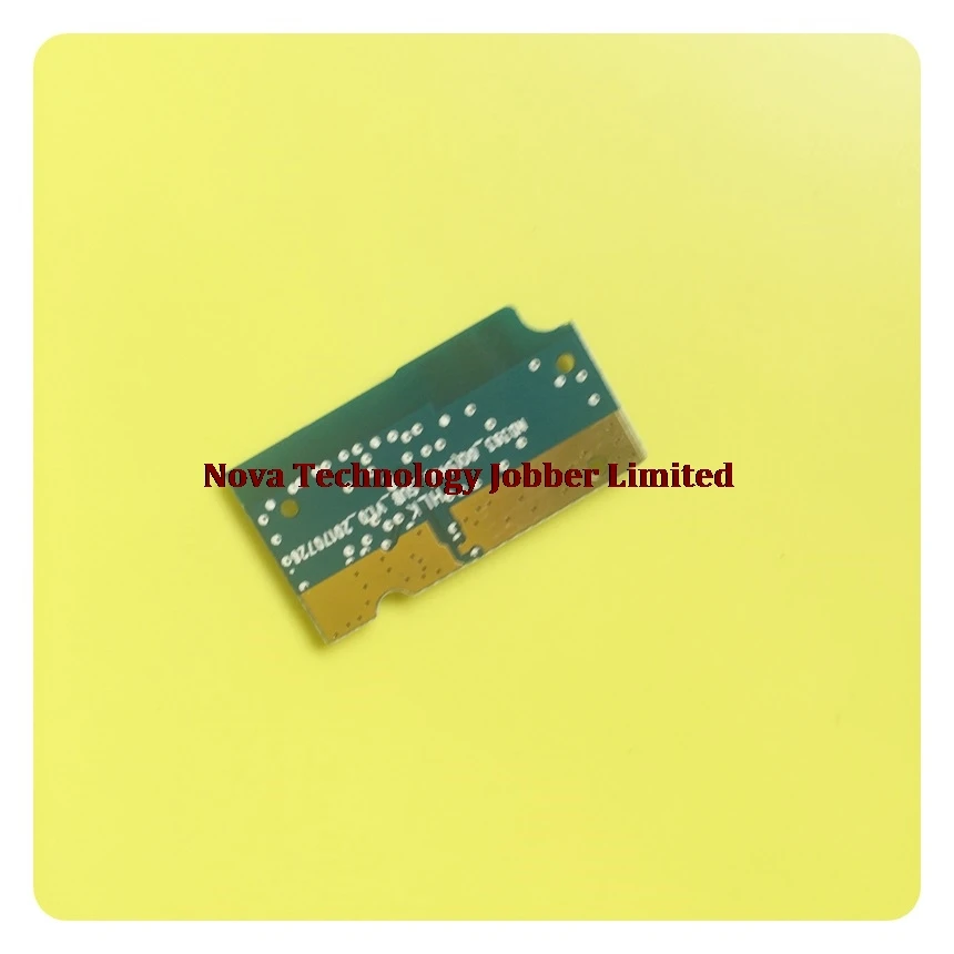 

Wyieno Oukitel C8, USB